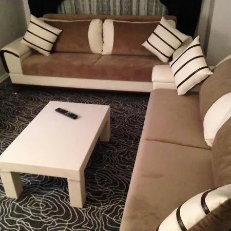 Akr Apartment